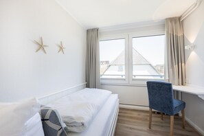 2 Schlafzimmer, Zimmersafe, Bügeleisen/Bügelbrett, WLAN