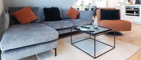 Télévision, chaîne hi-fi