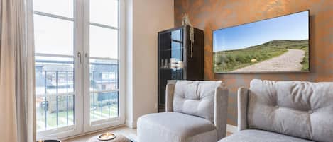 TV, stereo