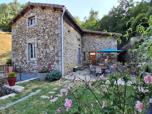 Unclassified image, 3 of 20, button - Guest house "Between river and nature (Juvinas)
