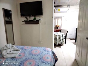 1 bedroom, desk, iron/ironing board, free WiFi