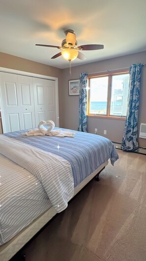 4 bedrooms, travel cot, free WiFi, bed sheets