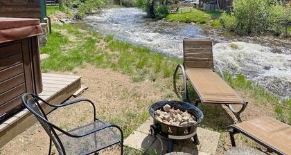 On The River, Hot Tub, Walk to Town #6002