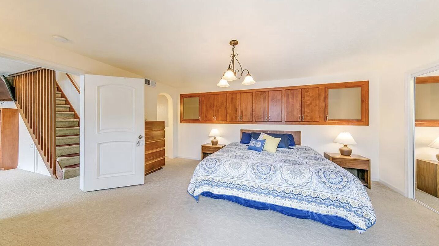 Olympic NP Lakefront House-Hot Tub+Dogs Welcome!