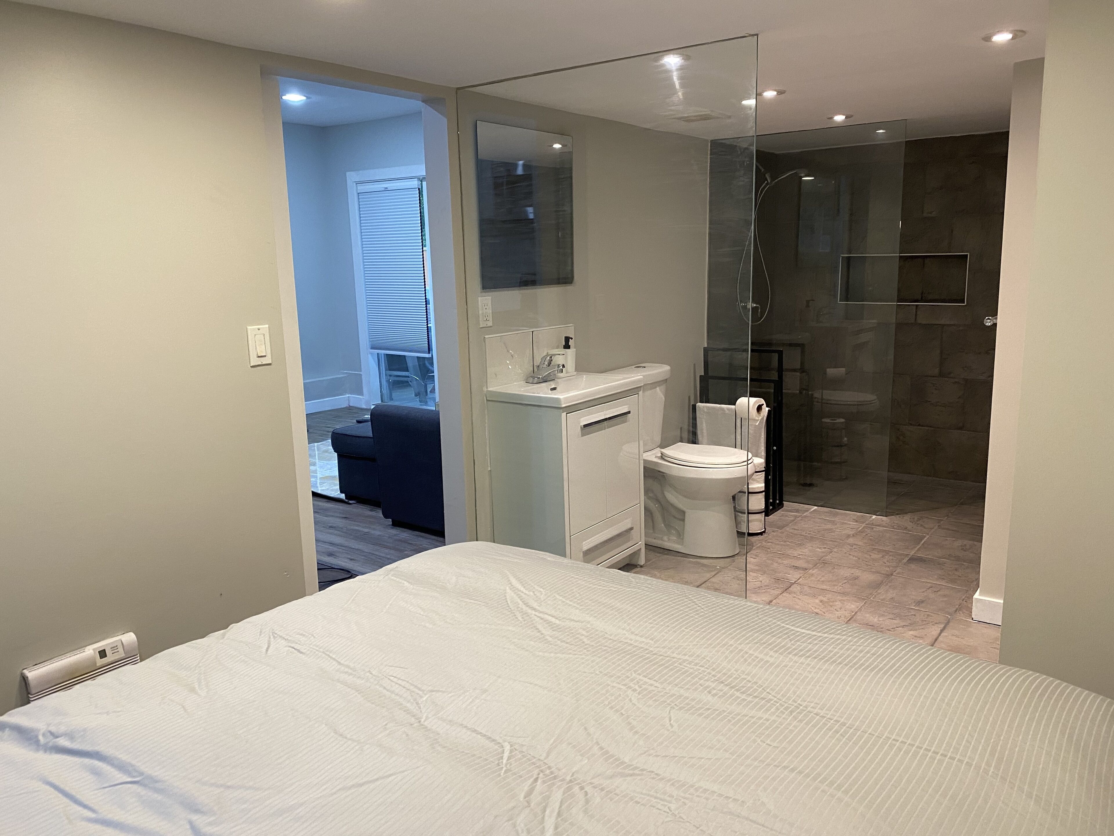 Brand New Dog Friendly Garden Suite with Fast Wifi and Heat Pump Systems