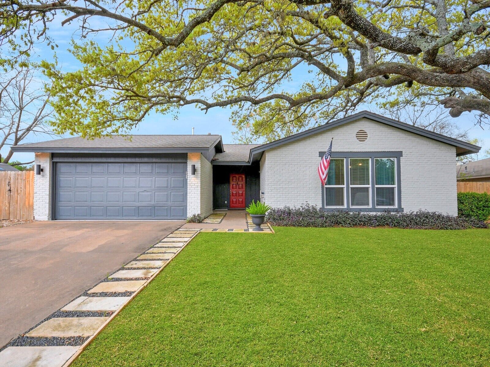 Beautiful Home in North Austin - 5 min to The Domain and Austin FC Stadium