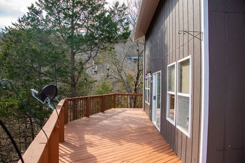 Sleeps 15! Waterfront Escape w/ Game Room & Fire Pit