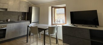 1-Bed Apartment with Free Parking