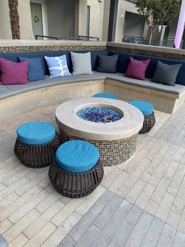 Terrace/patio - Lovely Unit located in Anaheim - Near Disneyland (Glendale)