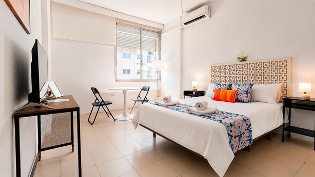1 bedroom, internet, bed sheets - Martin Villa Apartment in Seville Center ⭐⭐⭐⭐ (Sevilla)
