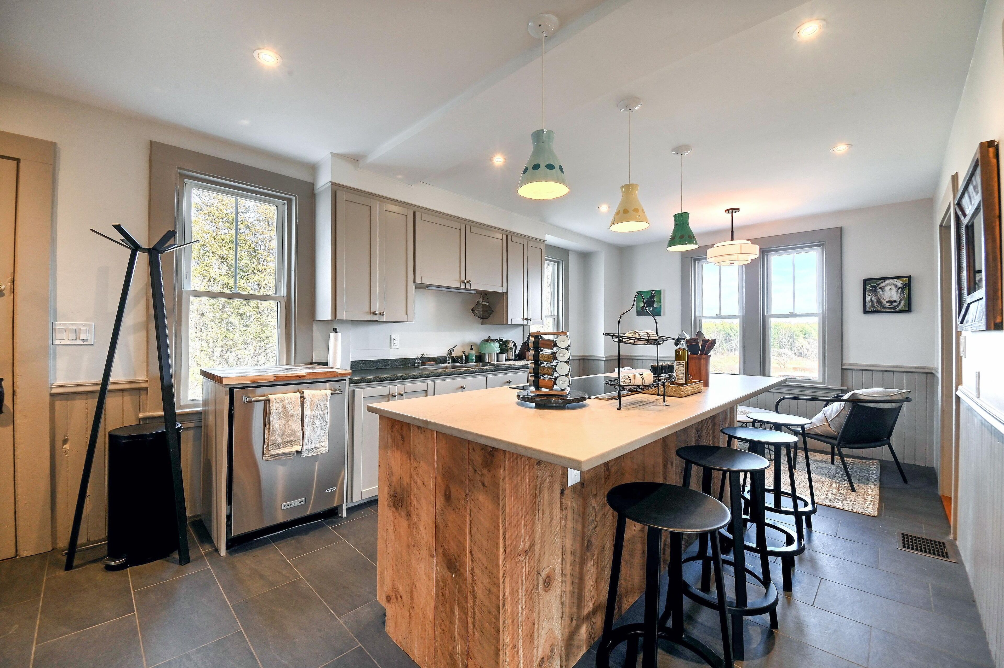 New! l Farm Stay-Emery Farm l Near Portsmouth