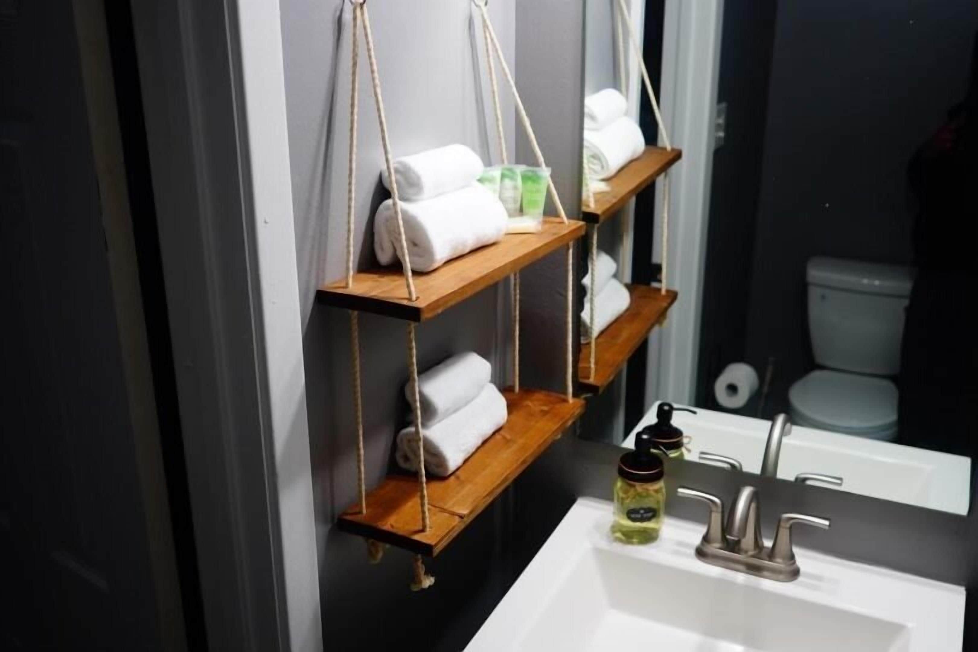 Combined shower/bathtub, hair dryer, towels, soap