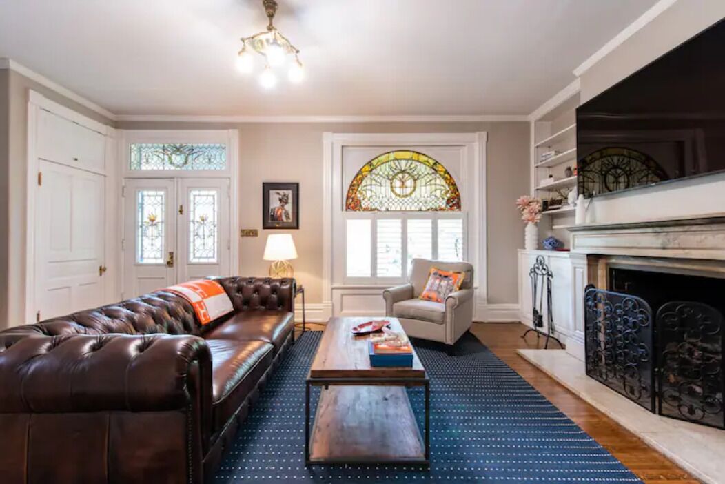 Architectural dream Lux 4 bed home in❤ Louisville