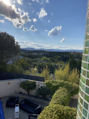 Property grounds - Beautiful view. (Saint-Génies-de-Fontedit)