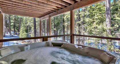 Lx22 Lake Tahoe north shore 4 bed cabin w/ hot tub