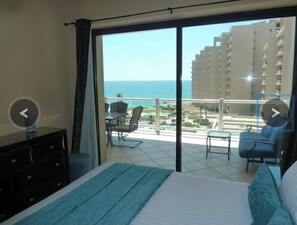 3 bedrooms, in-room safe, iron/ironing board, free WiFi