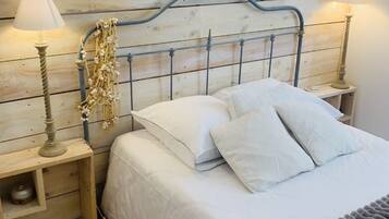 2 chambres, fer et planche Ă repasser, Wi-Fi gratuit, draps fournis