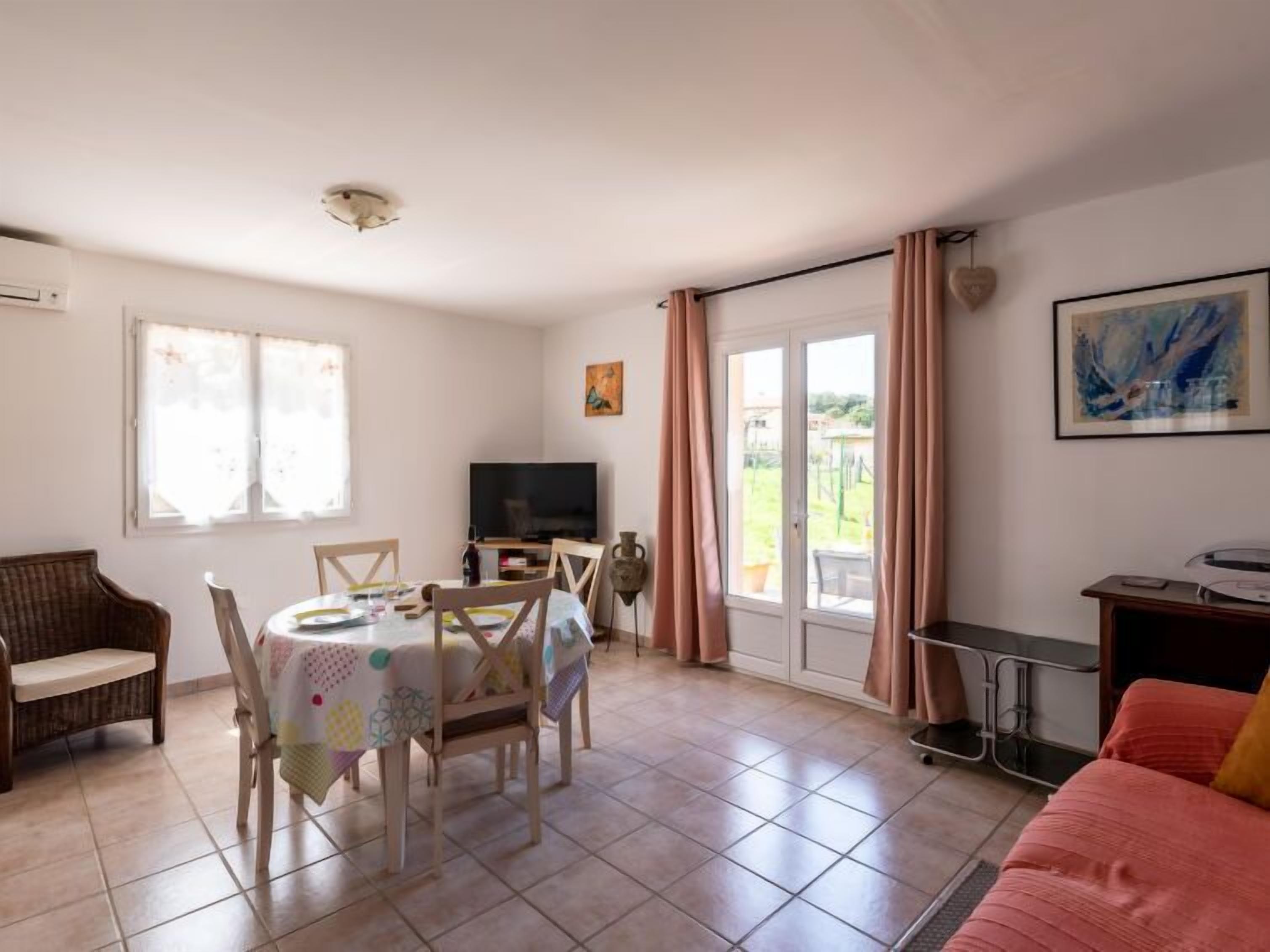 Les Rosiers By Interhome - Santa Giulia