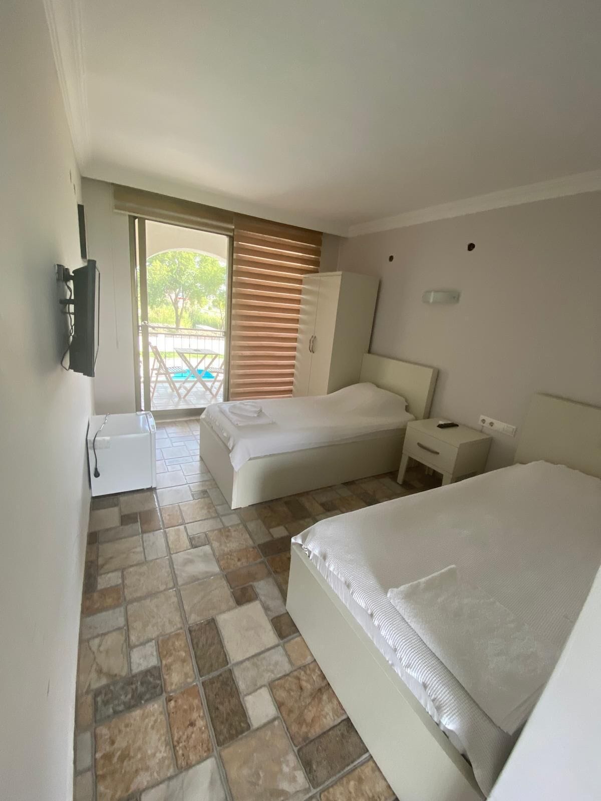 standard double or twin room | free wifi