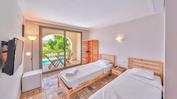 Standard Double or Twin Room | Free WiFi