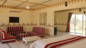 Royal Arabian Suite | Bed sheets - Golden Palm Oasis (Jalan Bani Buhassan)