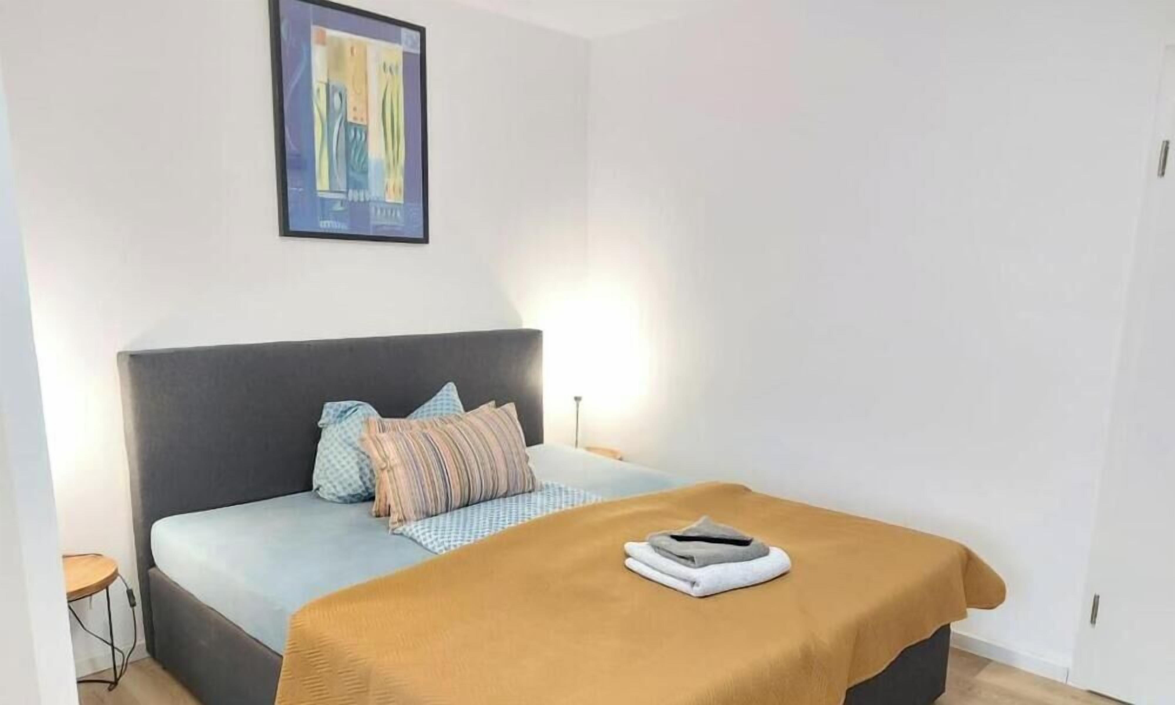 Deluxe Room, 1 King Bed, Non Smoking, Garden Area | Memory-foam beds, individually decorated, individually furnished, desk