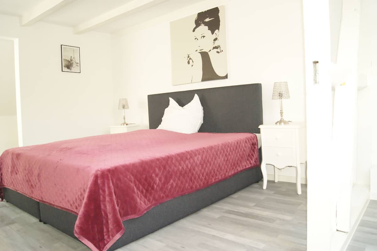 Memory-foam beds, individually decorated, individually furnished, desk