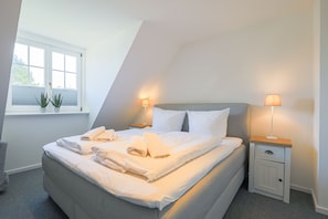 3 Schlafzimmer, Schreibtisch, kostenloses WLAN, Bettwäsche