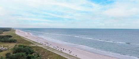 Una playa cerca