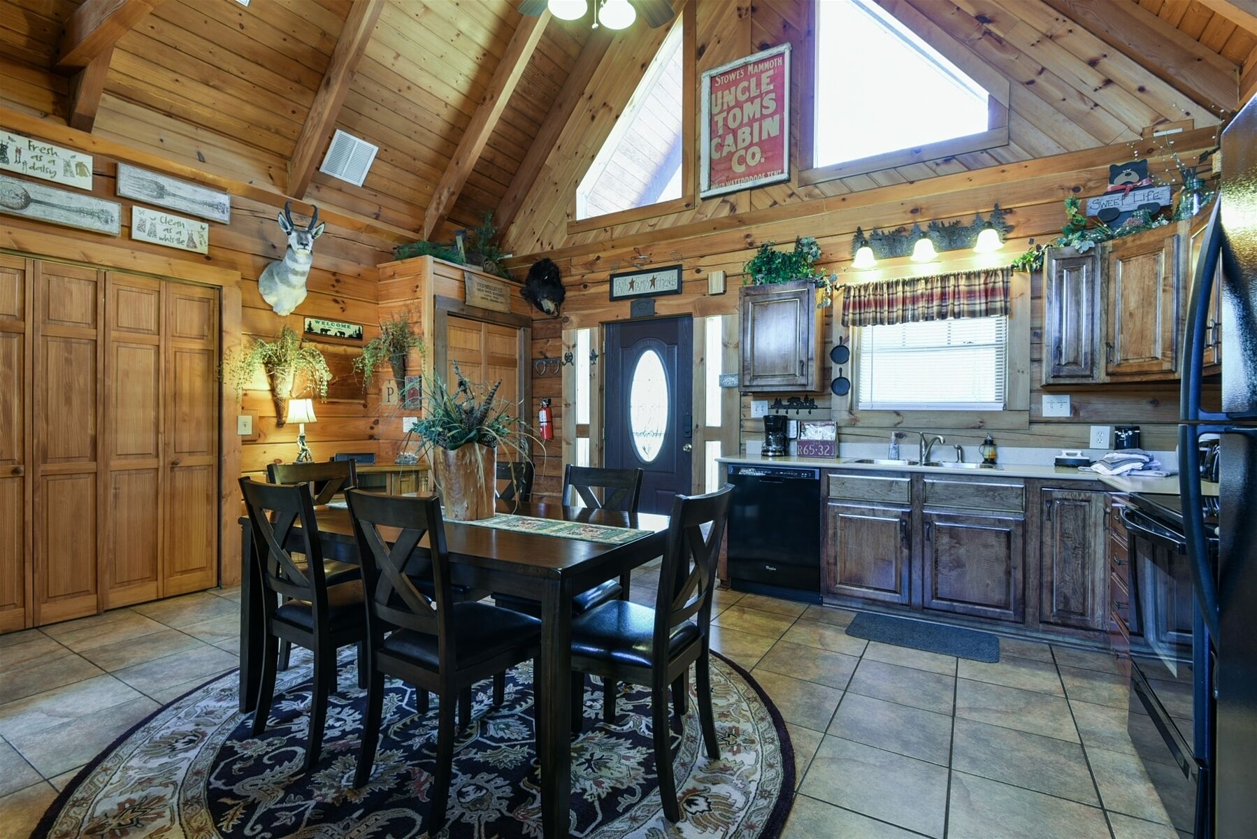 Sweet Life Cabin in the Branson Cedars Resort