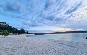 Tæt på stranden, fiskeri