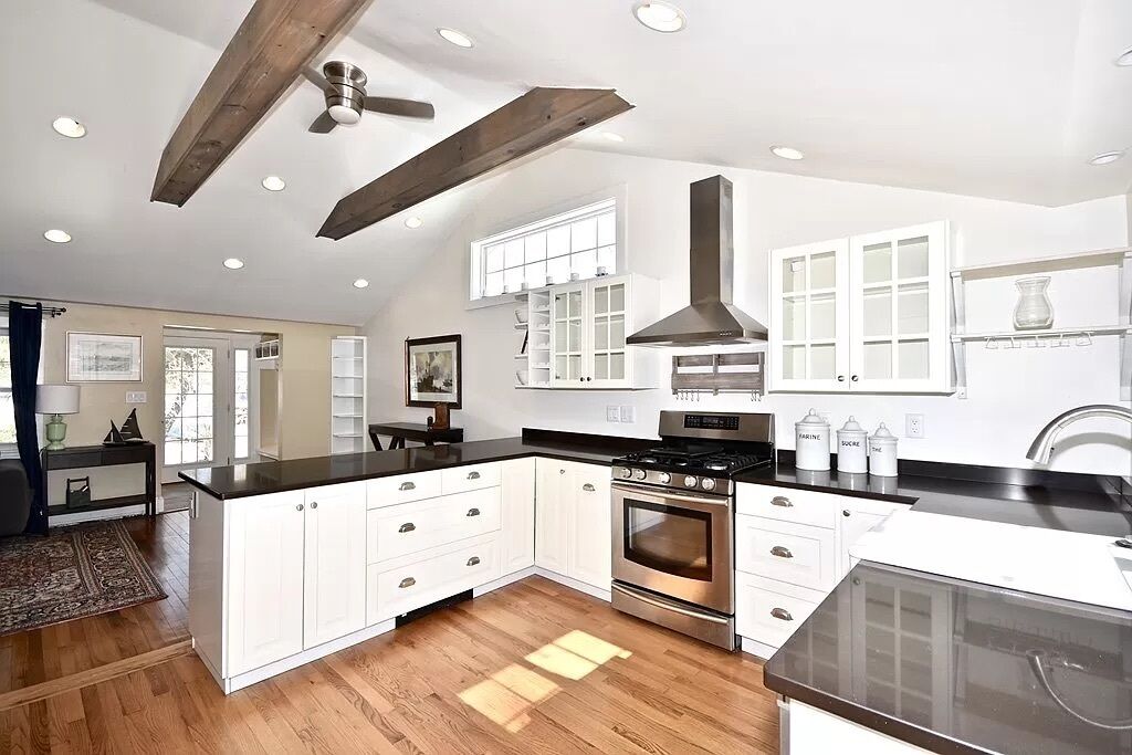 Mattapoisett Cottage