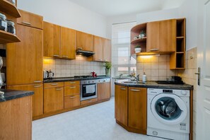 Apartment | Private kitchen | Fridge, microwave, dishwasher, toaster
