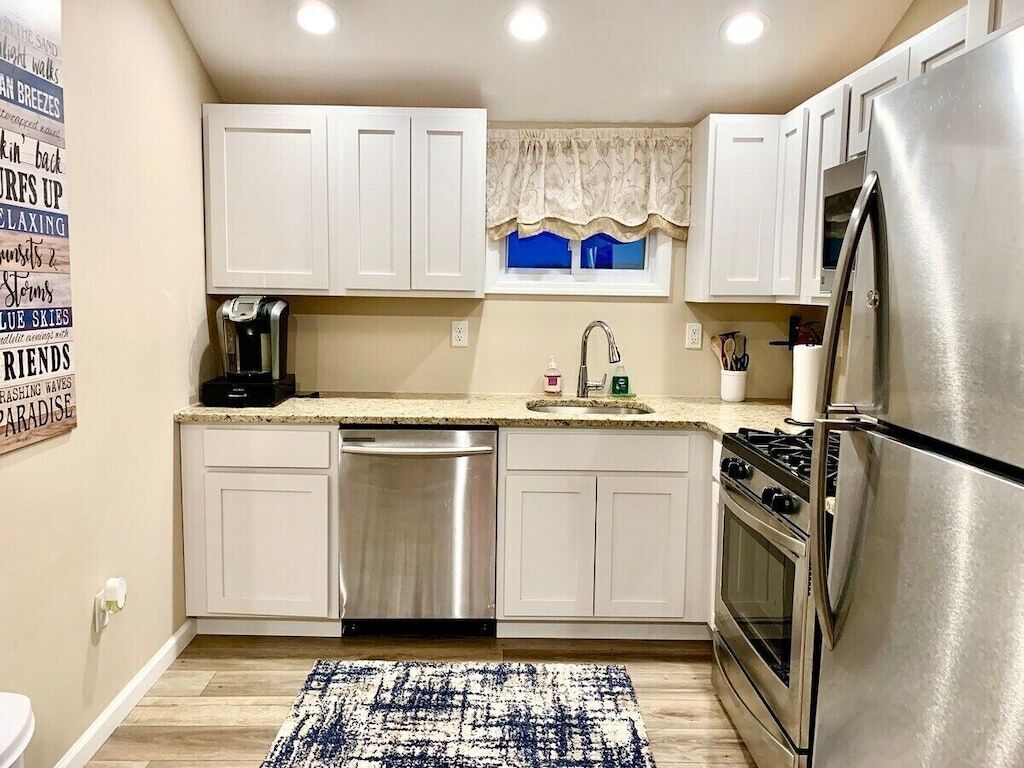 The Lighthouse-3 Bedroom with Casino Pier themed Gameroom & Rooftop Deck!!!