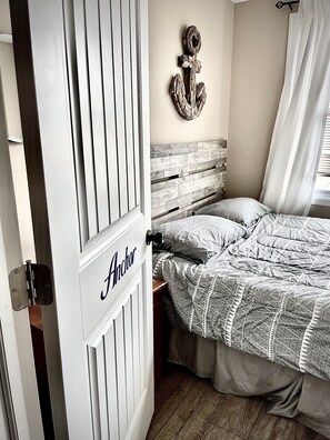 8 bedrooms, iron/ironing board, free WiFi, bed sheets