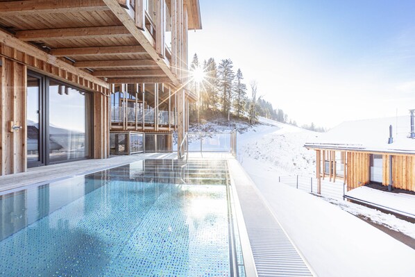 Opvarmet pool