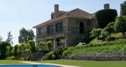 Rural House Las Yernas in La Serrada, a few minutes from Ávila