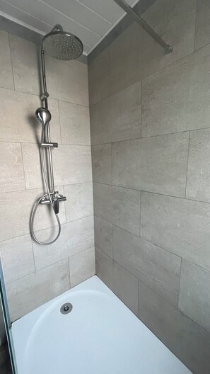 Bathtub, hair dryer