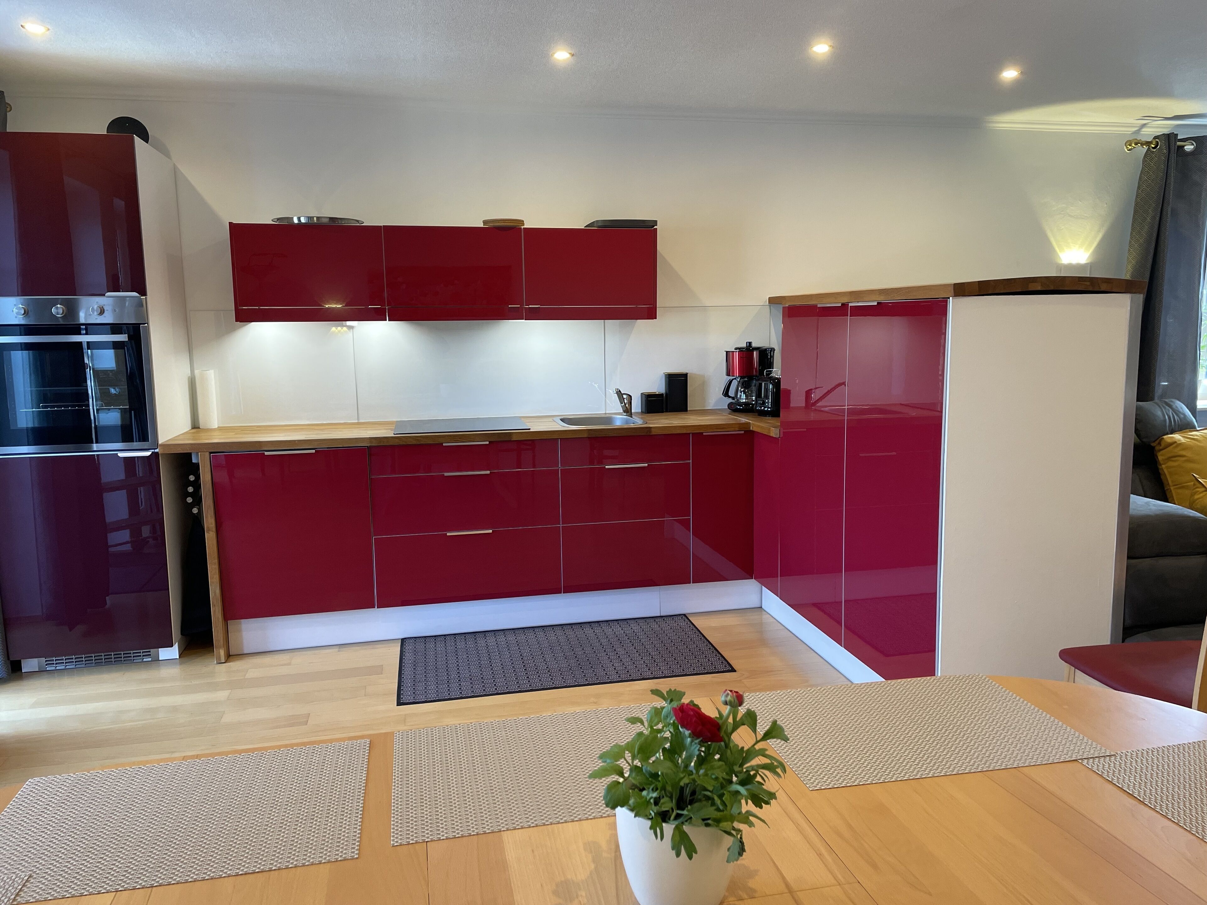 Refrigerador, microondas, horno, placa de cocina