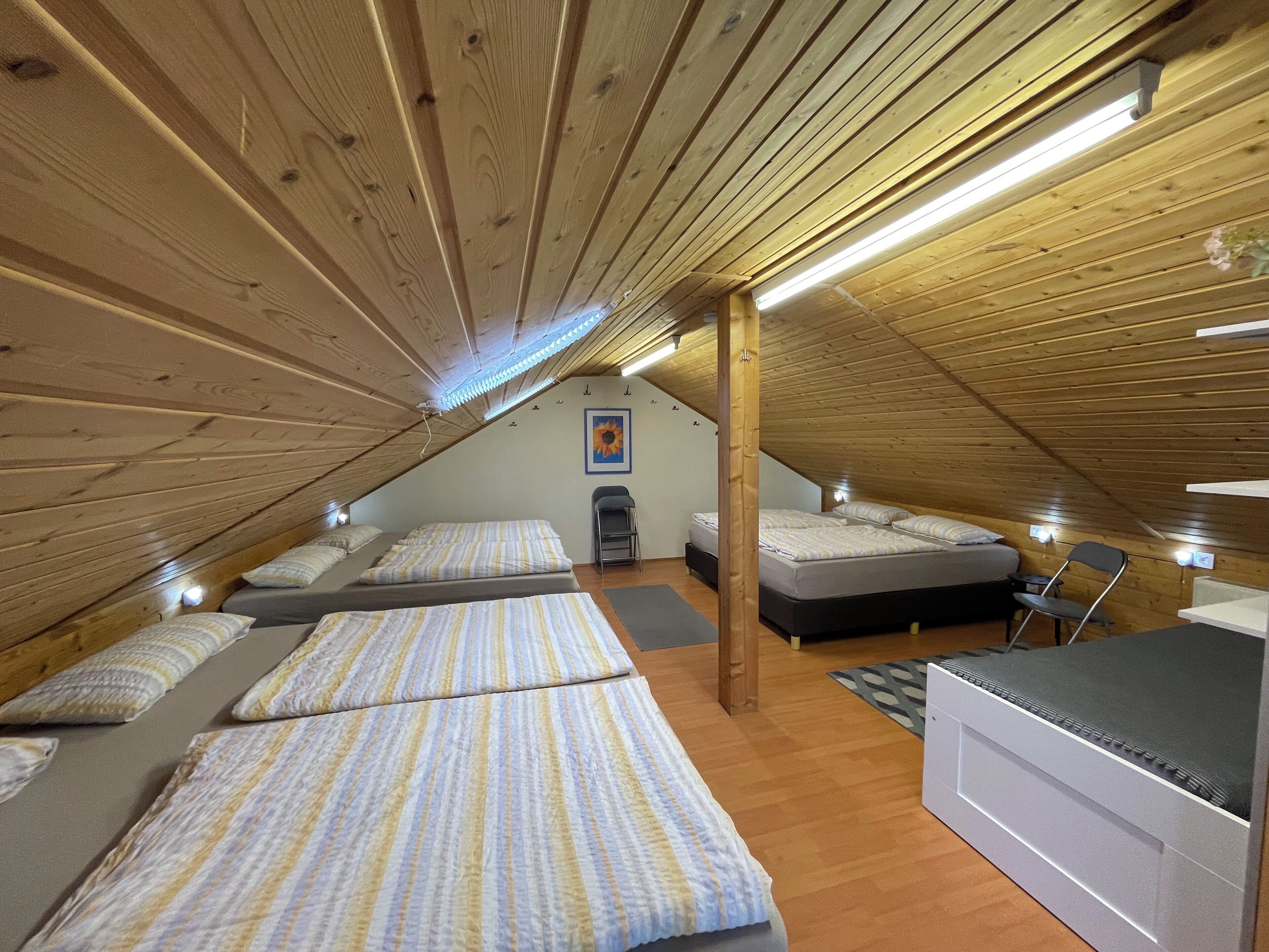 3 Schlafzimmer, Zimmersafe, Schreibtisch, Bügeleisen/Bügelbrett