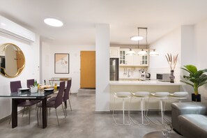 Apartment | Living area