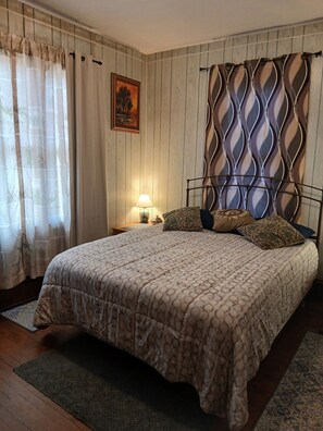 2 habitaciones, tabla de planchar con plancha y wifi gratis 
