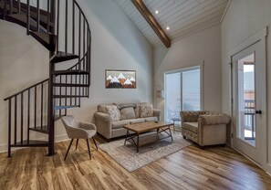 TV, fireplace - New Build Downtown Gatlinburg ~ 3Bed/3Bath ~ Pool~Wifi~Sleeps 8~ Walk Everywhere (Gatlinburg)