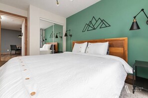 2 Schlafzimmer, Schreibtisch, Bügeleisen/Bügelbrett, kostenloses WLAN