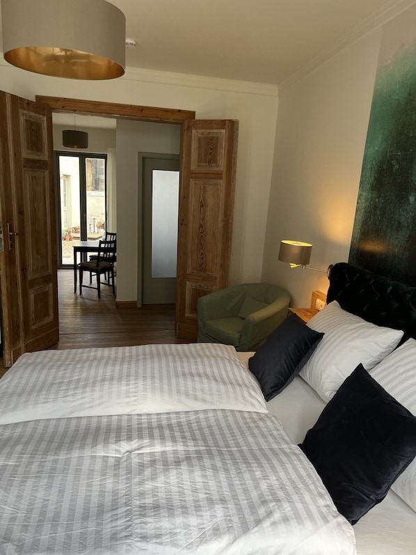 1 bedroom, free WiFi, bed sheets - Live in the center, enjoy peace and quiet (Greifswald)