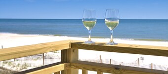 Beachfront~Pet Friendly~BeachGear~Pool Access~