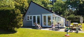 Bude 2 bed detached holiday lodge sleeps 5, kilkhampton Cornwall dog welcome .