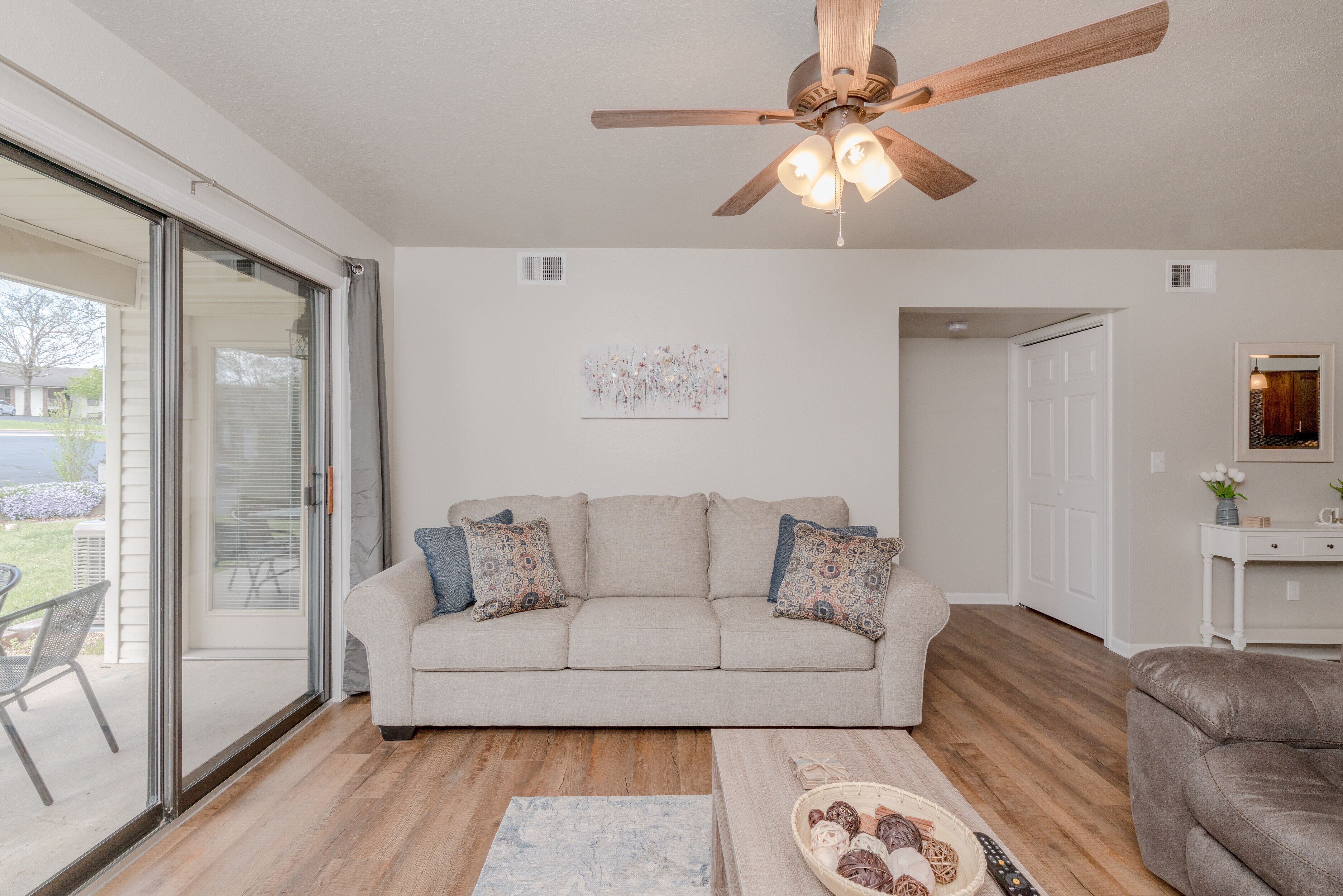 Spend the holidays in Branson at the Pointe Royale! Golf, pools, Table Rock Lake