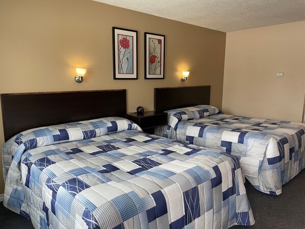 Standard Single Room | Desk, iron/ironing board, free WiFi, bed sheets - Shellbrook Motel (Shellbrook)