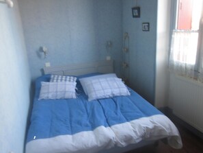 2 dormitoris, planxa i posts de planxar i wifi 